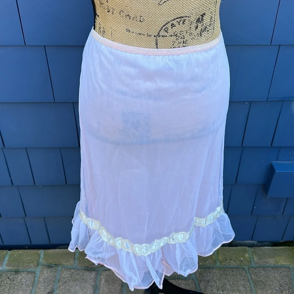 💗💗💗Vintage pale pink Nylon Tricot stretch slip small pinup sexy - Picture 5 of 9